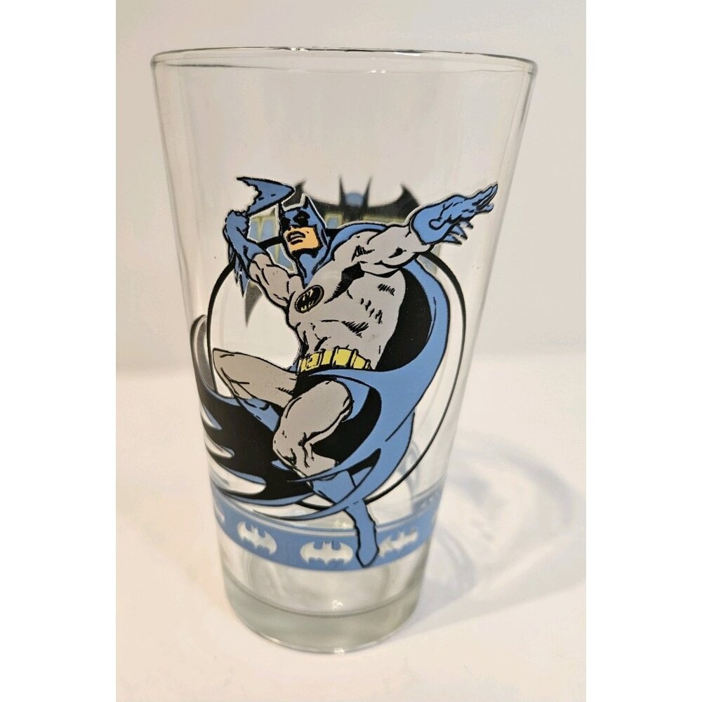Vintage Graphic DC Comics Batman Yellow Belt Drinking Glass Made In USA